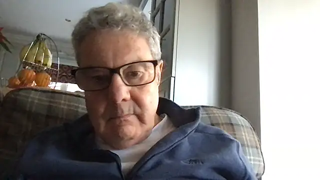 Snapshot of Oldpistolpete chatting on November 23, 3:23 pm Oldpistolpete online show from November 23, 3:23 pm