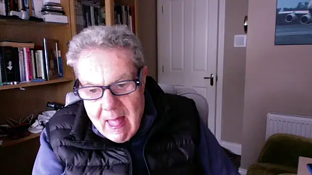 Snapshot of Oldpistolpete chatting on January 10, 2:19 pm Oldpistolpete online show from January 10, 2:19 pm