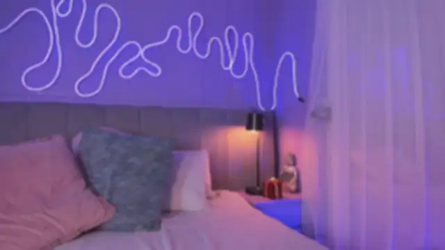 Sofly s online show from November 28, 12:19 pm