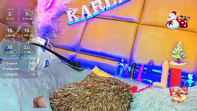 Snapshot of CelesteGill_ chatting on December 19, 6:12 am CelesteGill online show from December 19, 6:12 am