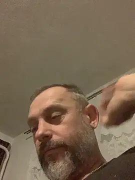 Snapshot of GHsveter chatting on November 3, 5:25 pm GHsveter online show from November 3, 5:25 pm