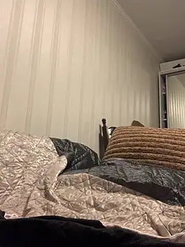 Snapshot of GHsveter chatting on December 19, 10:50 pm GHsveter online show from December 19, 10:50 pm