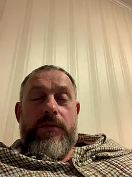 Snapshot of GHsveter chatting on January 7, 9:28 pm GHsveter online show from January 7, 9:28 pm