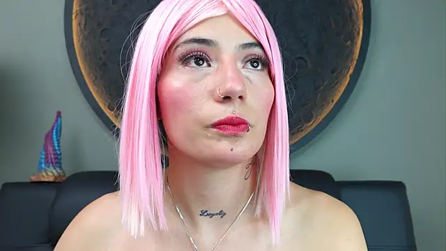 miss sharlotte18 online show from October 28, 6:10 pm