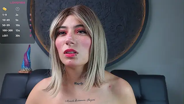 miss sharlotte18 online show from February 10, 6:01 pm