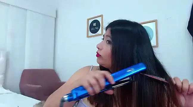 annylouis online show from January 21, 2:00 am