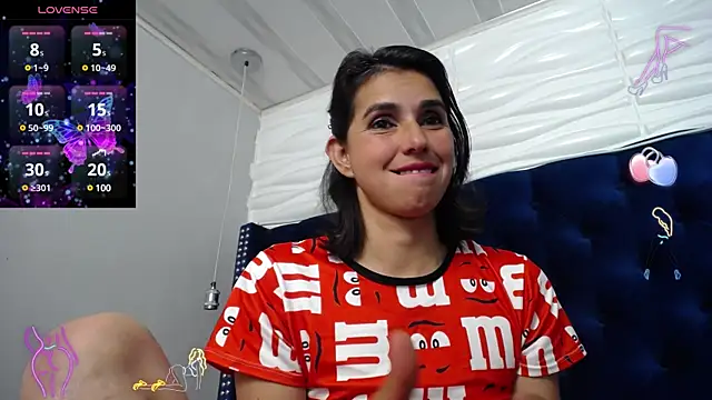 Snapshot of Eva-Williams chatting on December 2, 3:58 pm Eva-Williams online show from December 2, 3:58 pm