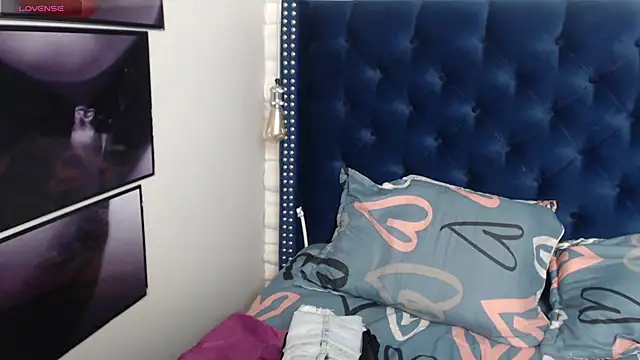 Snapshot of Eva-Williams chatting on February 24, 9:41 pm Eva-Williams online show from February 24, 9:41 pm