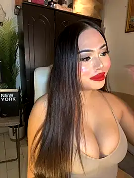 Snapshot of BigDominaMia chatting on September 11, 5:40 am BigDominaMia online show from September 11, 5:40 am