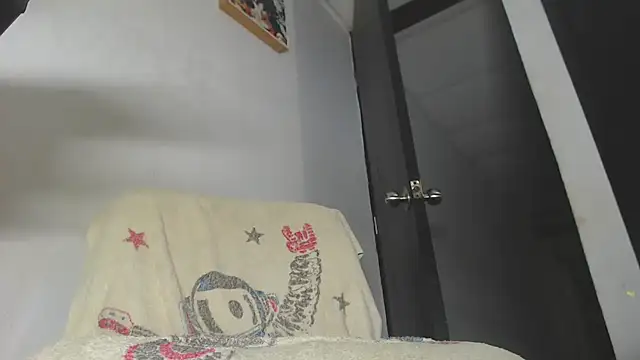 Snapshot of couplepregnantdick20 chatting on November 5, 2:55 am couplepregnantdick20 online show from November 5, 2:55 am