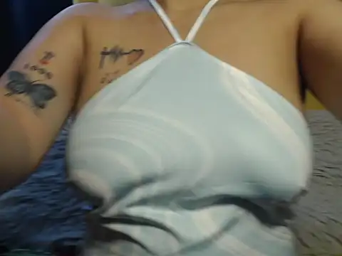 Hotte Nicky19xxx online show from March 23, 6:16 am