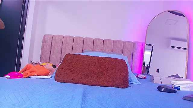  linda milk  online show from March 27, 3:01 am