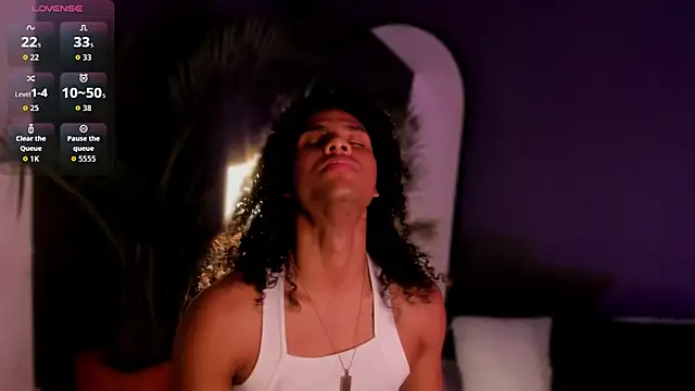 Lucas eevans online show from December 17, 2:56 pm