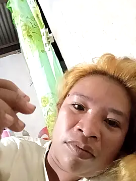 Snapshot of wet_babexxx chatting on October 19, 5:57 pm wet babexxx online show from October 19, 5:57 pm