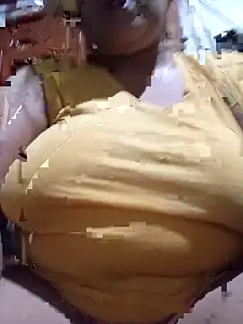 Snapshot of wet_babexxx chatting on November 7, 10:59 am wet babexxx online show from November 7, 10:59 am