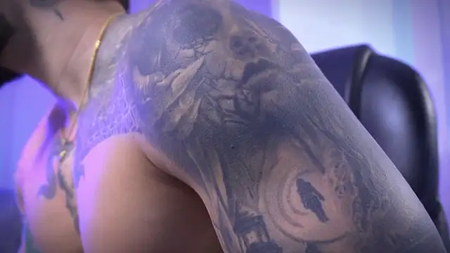 Frank Farrell online show from November 7, 6:30 pm