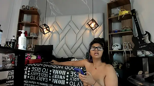 MirandaHaguen online show from January 19, 7:15 pm