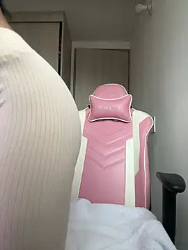 Anamhenao online show from December 18, 11:49 am