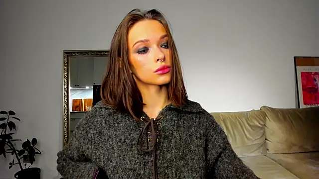 Kossie  online show from December 5, 1:03 am