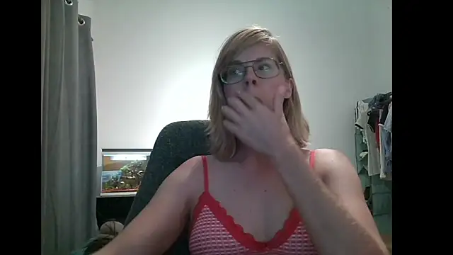 SavannaGirly online show from March 5, 5:08 pm