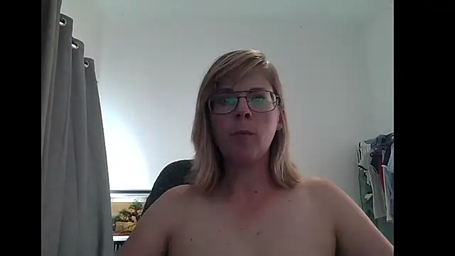 SavannaGirly online show from March 6, 11:58 am