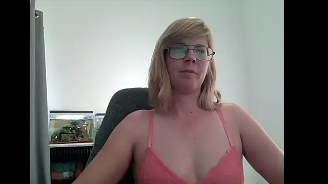 SavannaGirly online show from March 12, 12:36 pm