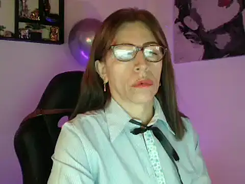 Snapshot of Chayla_Ruiz chatting on March 3, 9:26 pm Chayla Ruiz online show from March 3, 9:26 pm