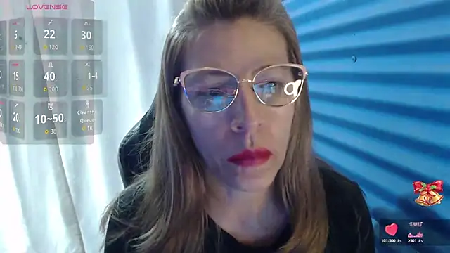 Chayla Ruiz online show from April 15, 6:59 pm