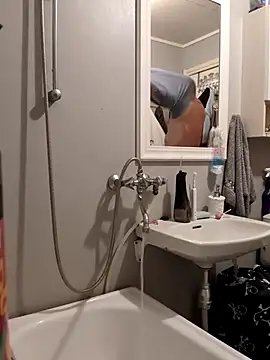 Snapshot of mustang69696 chatting on October 29, 10:22 pm mustang69696 online show from October 29, 10:22 pm