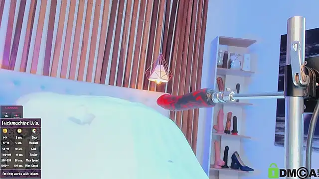 Snapshot of emma_liz_ chatting on March 5, 12:55 pm emma liz online show from March 5, 12:55 pm