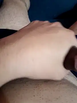 Snapshot of playboyurlove chatting on February 5, 5:06 pm playboyurlove online show from February 5, 5:06 pm