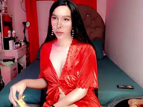 TSDESIREcindy29 online show from May 28, 7:49 am