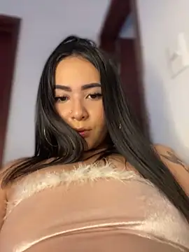 jailyncam  online show from December 19, 3:30 pm