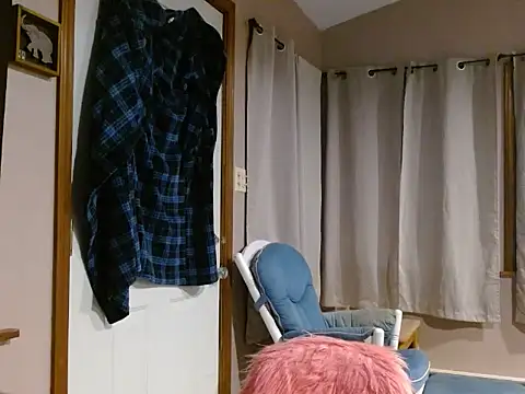 missymilf online show from November 27, 2:13 am