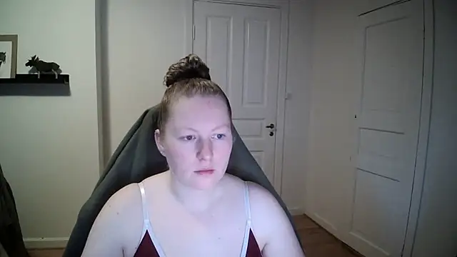 Girlnina-1995 online show from December 16, 8:20 am