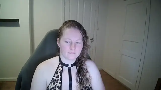 Girlnina-1995 online show from January 28, 10:12 am