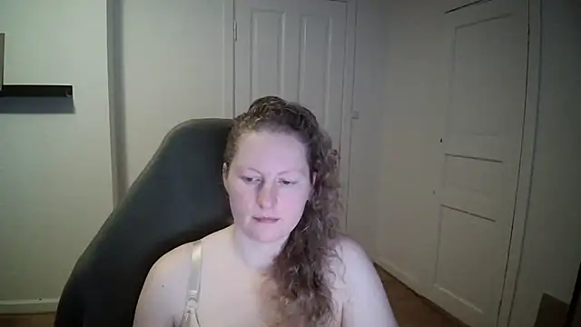 Girlnina-1995 online show from February 28, 12:09 pm