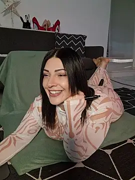 AryaSummersReal online show from June 3, 8:06 am