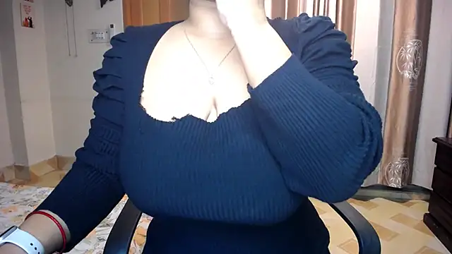 Snapshot of lady_maeda_ chatting on November 24, 7:02 pm lady maeda online show from November 24, 7:02 pm