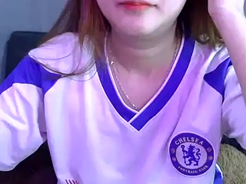 Snapshot of Bee_2k chatting on December 14, 5:07 am Bee 2k online show from December 14, 5:07 am