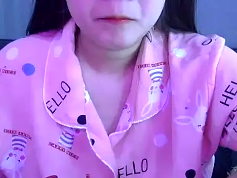 Snapshot of Bee_2k chatting on February 10, 4:52 am Bee 2k online show from February 10, 4:52 am