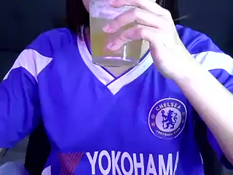 Snapshot of Bee_2k chatting on October 12, 4:55 am Bee 2k online show from October 12, 4:55 am