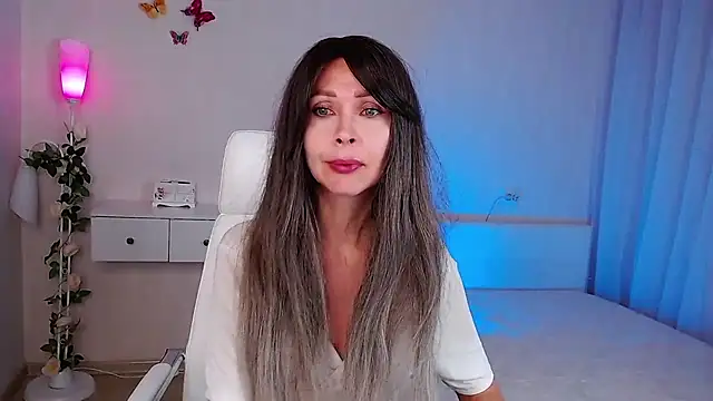 Snapshot of wendifoste chatting on October 9, 5:11 pm wendifoste online show from October 9, 5:11 pm