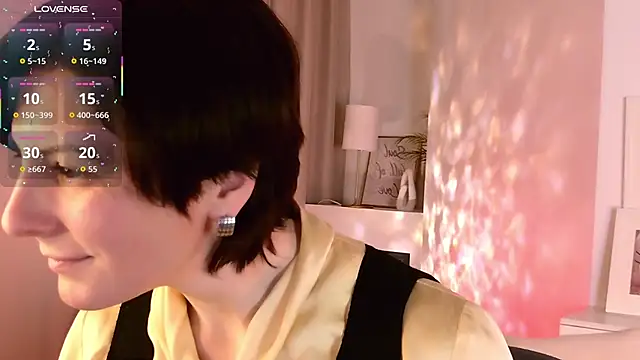 LorenDaze online show from January 7, 7:44 am