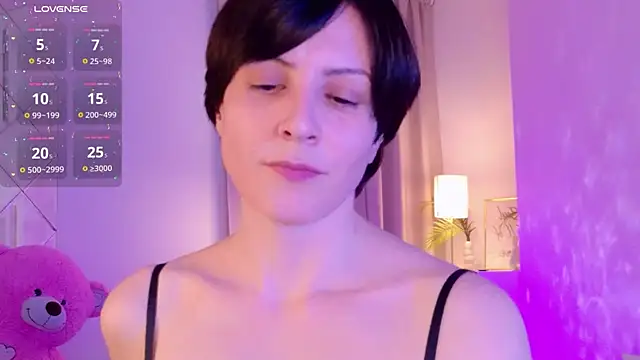 LorenDaze online show from April 18, 7:40 pm