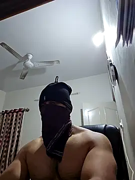 kaizercool1 online show from January 27, 5:47 am