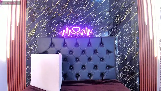 Tamara-evans online show from September 13, 5:46 pm