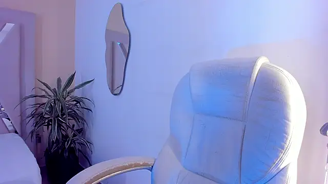 malejabenzz online show from September 23, 7:39 pm