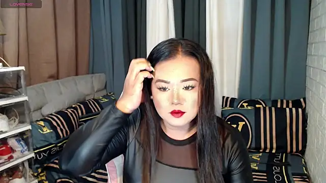 Snapshot of MagnificatMistress chatting on January 5, 4:27 pm MagnificatMistress online show from January 5, 4:27 pm