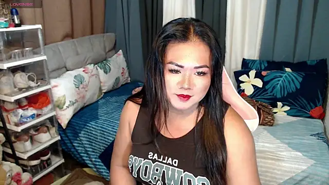 Snapshot of MagnificatMistress chatting on January 23, 10:32 am MagnificatMistress online show from January 23, 10:32 am